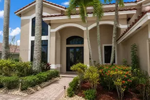 1672 Victoria Pointe Cir, Weston, FL 33327 - Photo 4