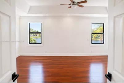 1672 Victoria Pointe Cir, Weston, FL 33327 - Photo 26
