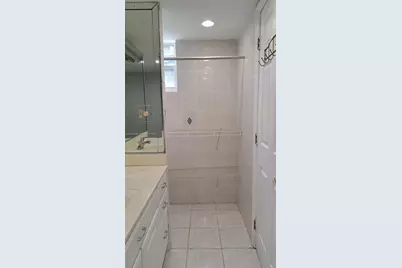 [Address not provided], Miami, FL 33179 - Photo 6