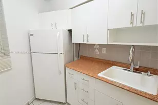 1667 NE Miami Gardens Dr, Miami, FL 33179 - Photo 24