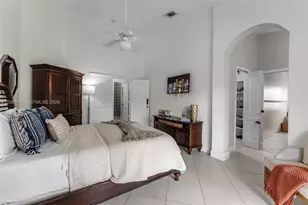 14221 SW 28th St, Miami, FL 33175 - Photo 16