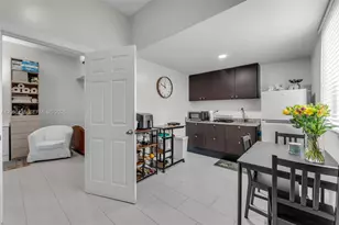 14221 SW 28th St, Miami, FL 33175 - Photo 24