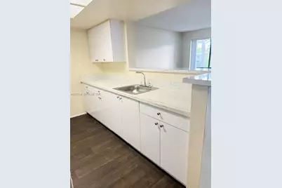 8307 Coral Lake Ln #8307, Coral Springs, FL 33065 - Photo 4