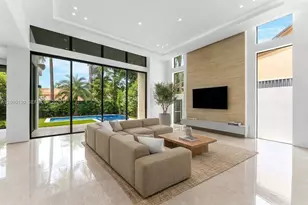 340 SW 20th Rd, Miami, FL 33129 - Photo 4