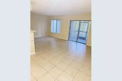 3218 Coral Lake Dr #3218, Coral Springs, FL 33065 - Photo 6