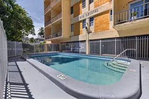 453 SW 2nd St, Miami, FL 33130 - Photo 20