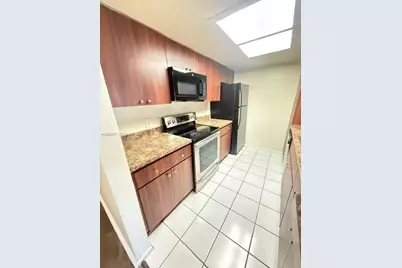 8345 Coral Lake Mnr #8345, Coral Springs, FL 33065 - Photo 2