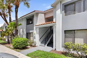 3182 Coral Lake Ln, Coral Springs, FL 33065 - Photo 10