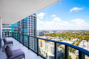 121 NE 34th St, Miami, FL 33137 - Photo 8