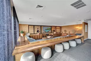 121 NE 34th St, Miami, FL 33137 - Photo 32