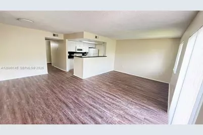 3272 Coral Lake Ln #3272, Coral Springs, FL 33065 - Photo 6