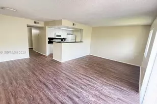 3272 Coral Lake Ln, Coral Springs, FL 33065 - Photo 6