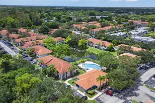 8331 Coral Lake Dr, Coral Springs, FL 33065 - Photo 18