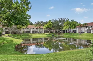8331 Coral Lake Dr, Coral Springs, FL 33065 - Photo 16
