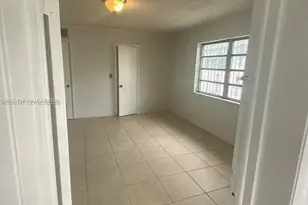 526 SW 64th Ave, Miami, FL 33144 - Photo 6