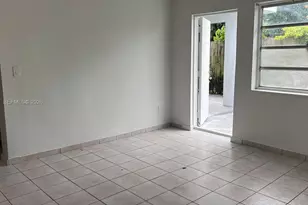 526 SW 64th Ave, Miami, FL 33144 - Photo 2