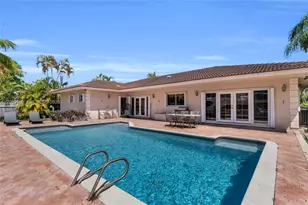 2930 NE 164th St, North Miami Beach, FL 33160 - Photo 44