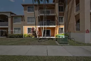 6992 SW 39th St, Davie, FL 33314 - Photo 2