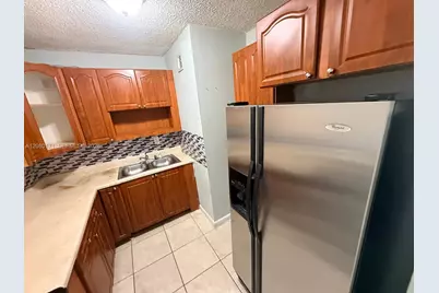 525 W 69th St #106, Hialeah, FL 33014 - Photo 2