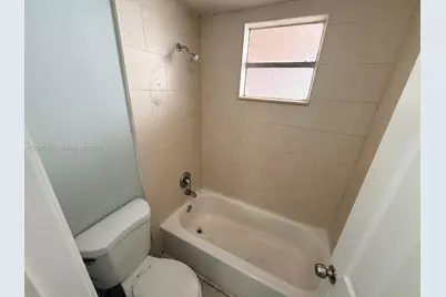 525 W 69th St #106, Hialeah, FL 33014 - Photo 8