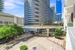 1050 Brickell Ave, Miami, FL 33131 - Photo 16