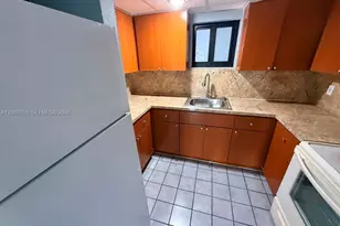 5391 W 22nd Ct, Hialeah, FL 33016 - Photo 6