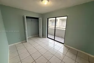 5391 W 22nd Ct, Hialeah, FL 33016 - Photo 14