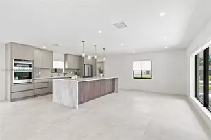 9771 Bel Aire Dr, Cutler Bay, FL 33157 - Photo 8