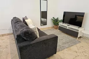 500 14th St, Miami Beach, FL 33139 - Photo 2