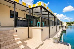 7020 Crown Gate Dr, Miami Lakes, FL 33014 - Photo 16