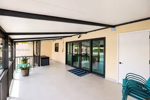 7020 Crown Gate Dr, Miami Lakes, FL 33014 - Photo 18
