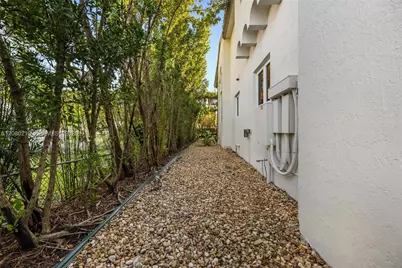 11011 Marin Street, Coral Gables, FL 33156 - Photo 16