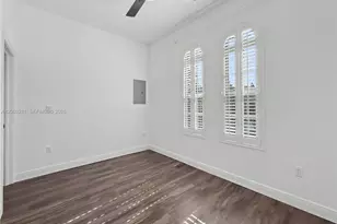 111 Edgewater Dr, Coral Gables, FL 33133 - Photo 12