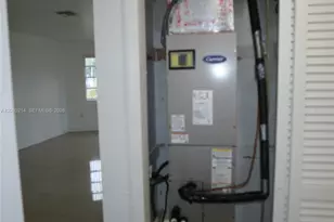 18790 NE 18th Ave, Miami, FL 33179 - Photo 10