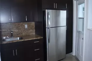 18790 NE 18th Ave, Miami, FL 33179 - Photo 4