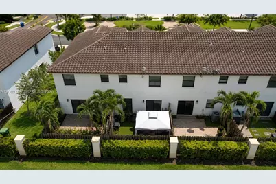 10327 NW 89th Ter, Doral, FL 33178 - Photo 24