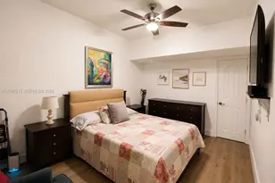 10327 NW 89th Terrace, Doral, FL 33178 - Photo 12