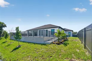 1327 NE 23rd St, Cape Coral, FL 33909 - Photo 68