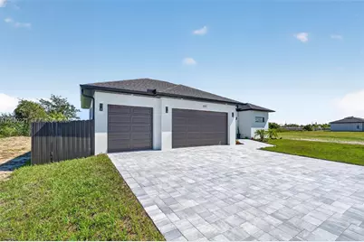 1327 NE 23rd St, Cape Coral, FL 33909 - Photo 4
