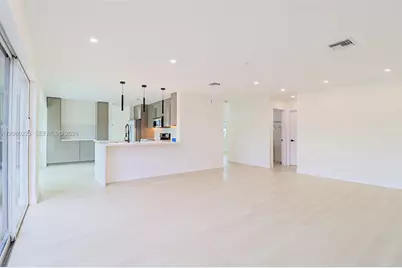 10262 SW 9th Ln, Pembroke Pines, FL 33025 - Photo 52