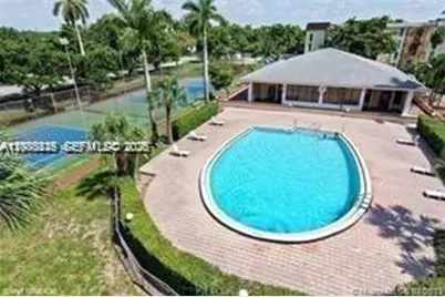 11905 NE 2nd Ave #C204, North Miami, FL 33161 - Photo 2