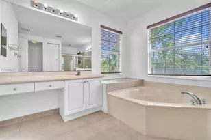 9345 Madewood Ct, West Palm Beach, FL 33411 - Photo 38