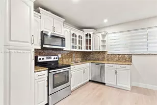 6885 NW 14th Ct, Plantation, FL 33313 - Photo 8