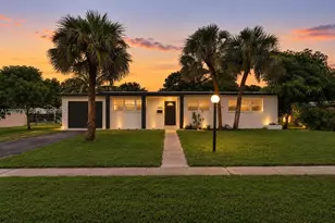 6885 NW 14th Ct, Plantation, FL 33313 - Photo 2