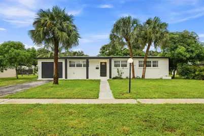6885 NW 14th Ct, Plantation, FL 33313 - Photo 1