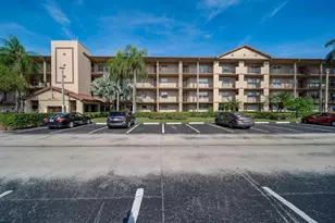 13105 SW 16th Ct, Pembroke Pines, FL 33027 - Photo 2