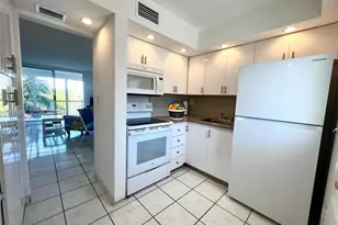 3030 Marcos Dr, Aventura, FL 33160 - Photo 10