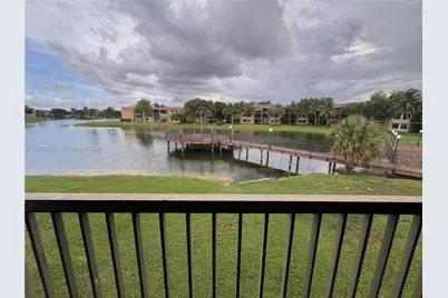 5613 Coral Lake Dr #201, Margate, FL 33063 - Photo 1