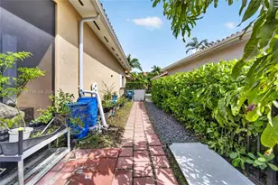 7548 SW 189th St, Cutler Bay, FL 33157 - Photo 50