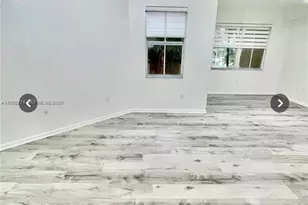 10902 NW 83 St, Doral, FL 33178 - Photo 8